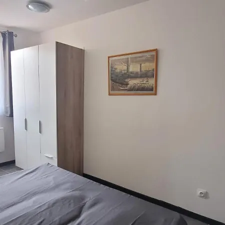 شقة Chez Philippe Et Agnes T2 *